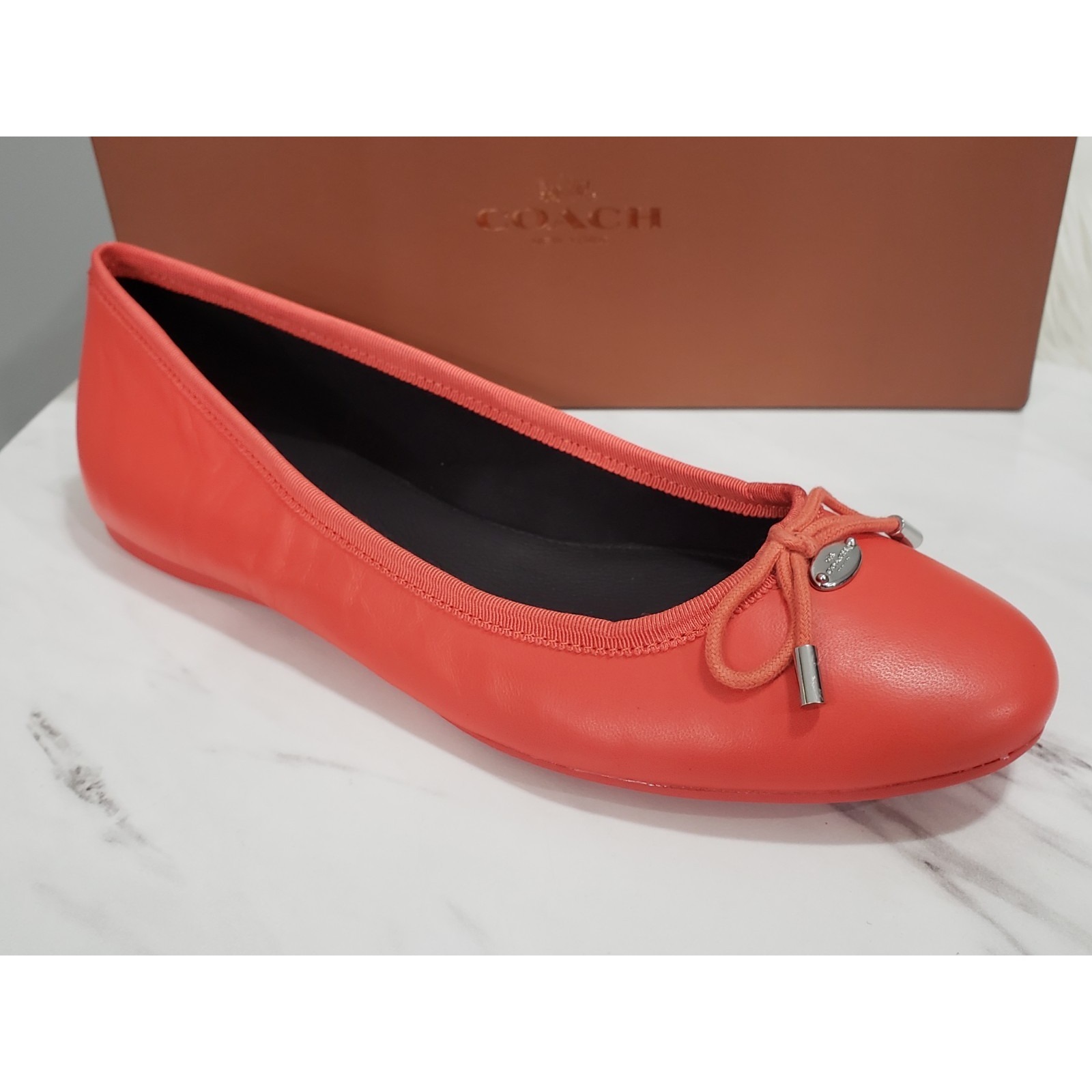 New Coach Size 9.5 Lara Silk Nappa Ballet Flats Orange Leather Bow Logo Shoes